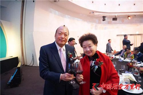 天獅董事長李金元抵達韓國參加博鰲亞洲論壇首爾會議